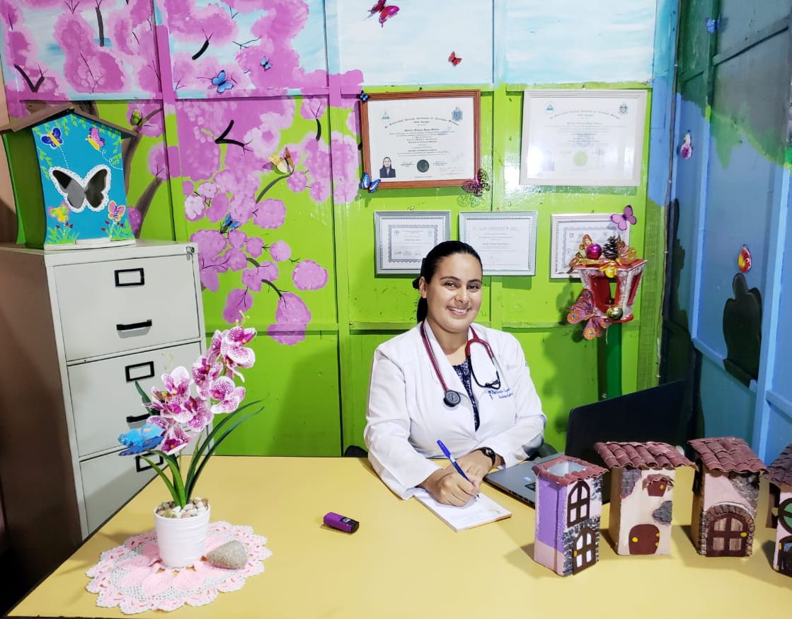 foto de la dra y la clin